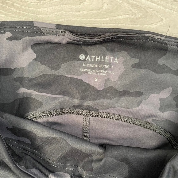 Leggings Athleta camo leggings ULTIMATE 7/8 TIGHT size S - Picture 7 of 8